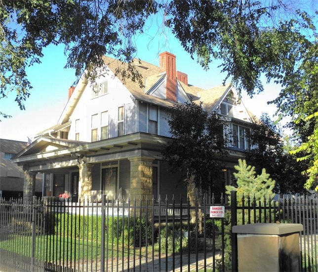 Serenity Bed & Breakfast Inn, Wichita, KS