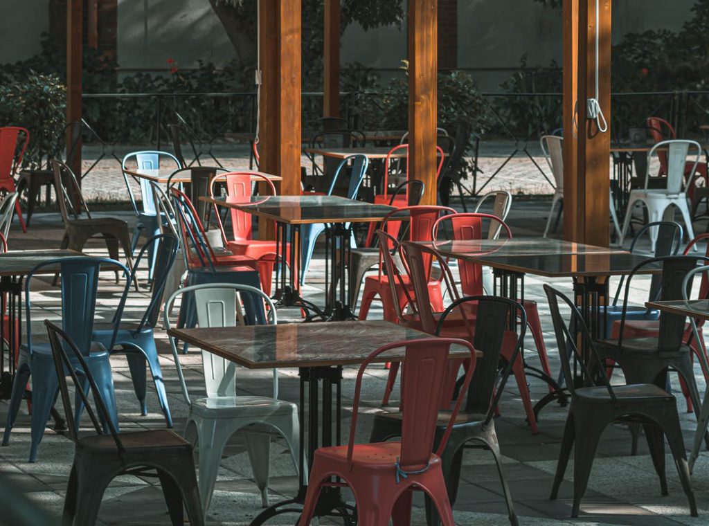 Mississauga allows restaurants to keep patios open through winter insauga