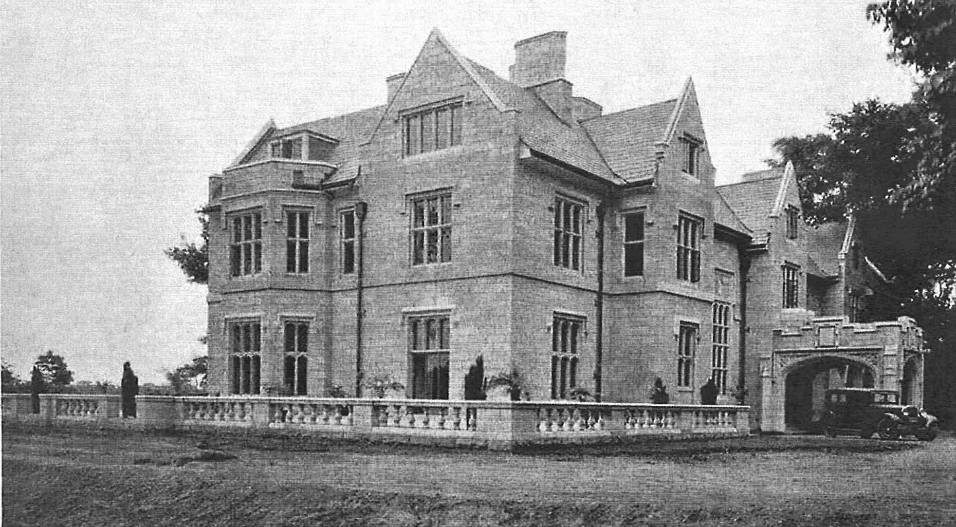 Public information sought for two heritage properties in Niagara Falls