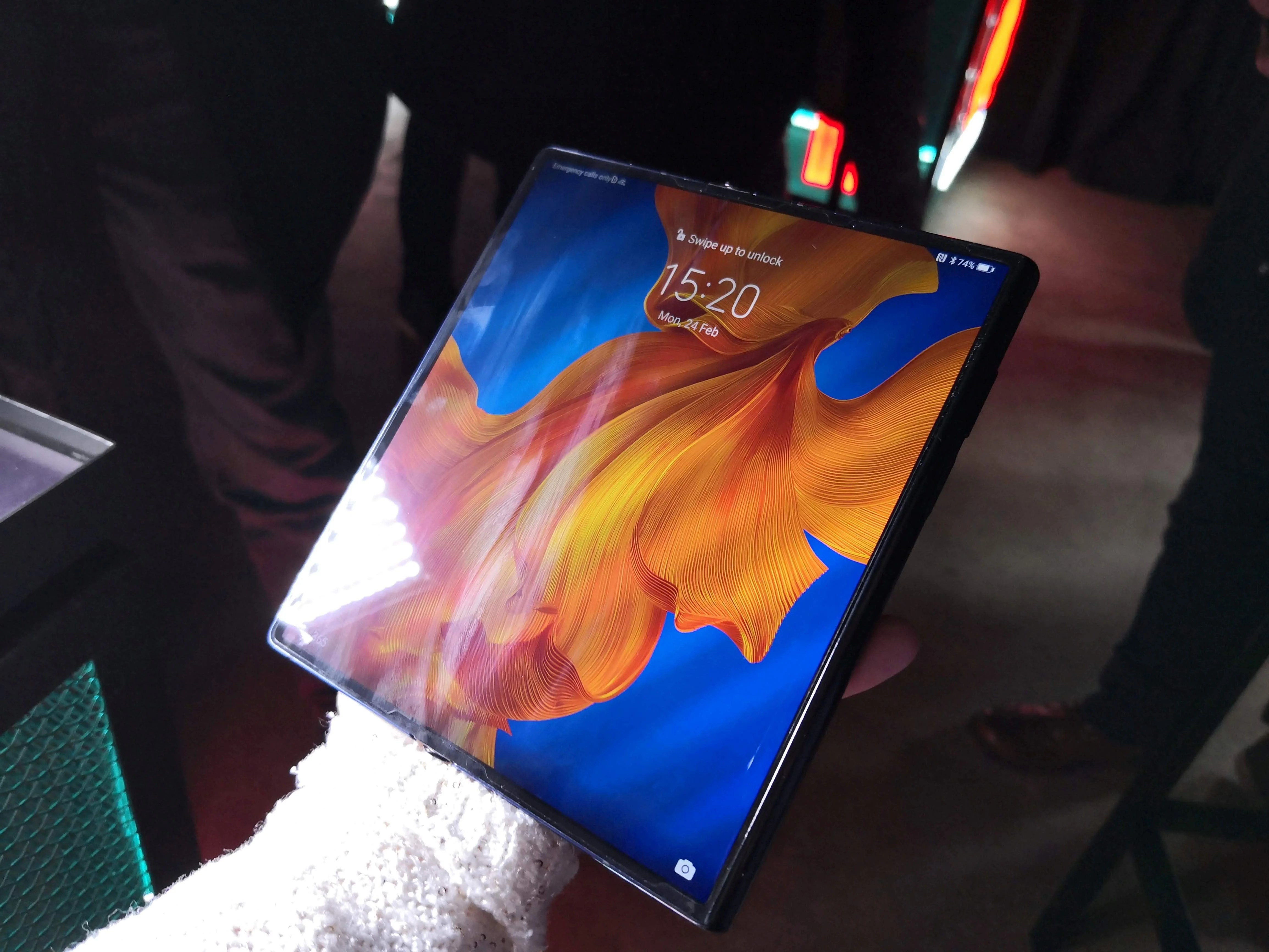 Huawei Mate Xs im ersten KurzTest Das Handy mit dem Knick