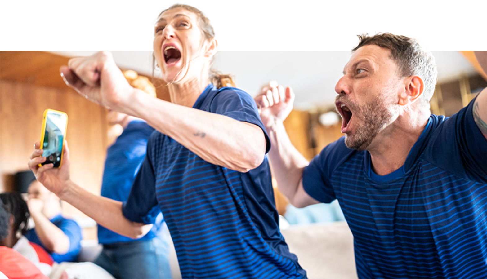 The Front Bar - Inside7