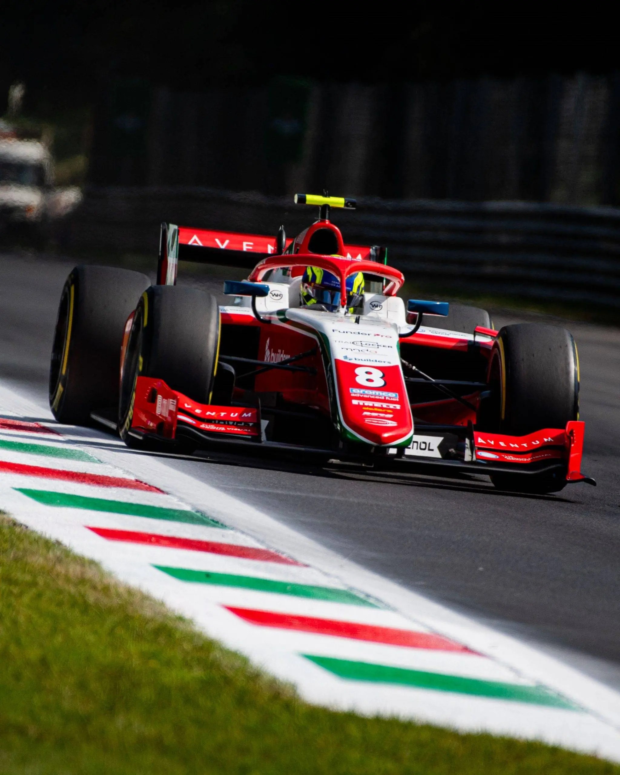 Bearman masters Safety Car restarts in Monza Formula 2