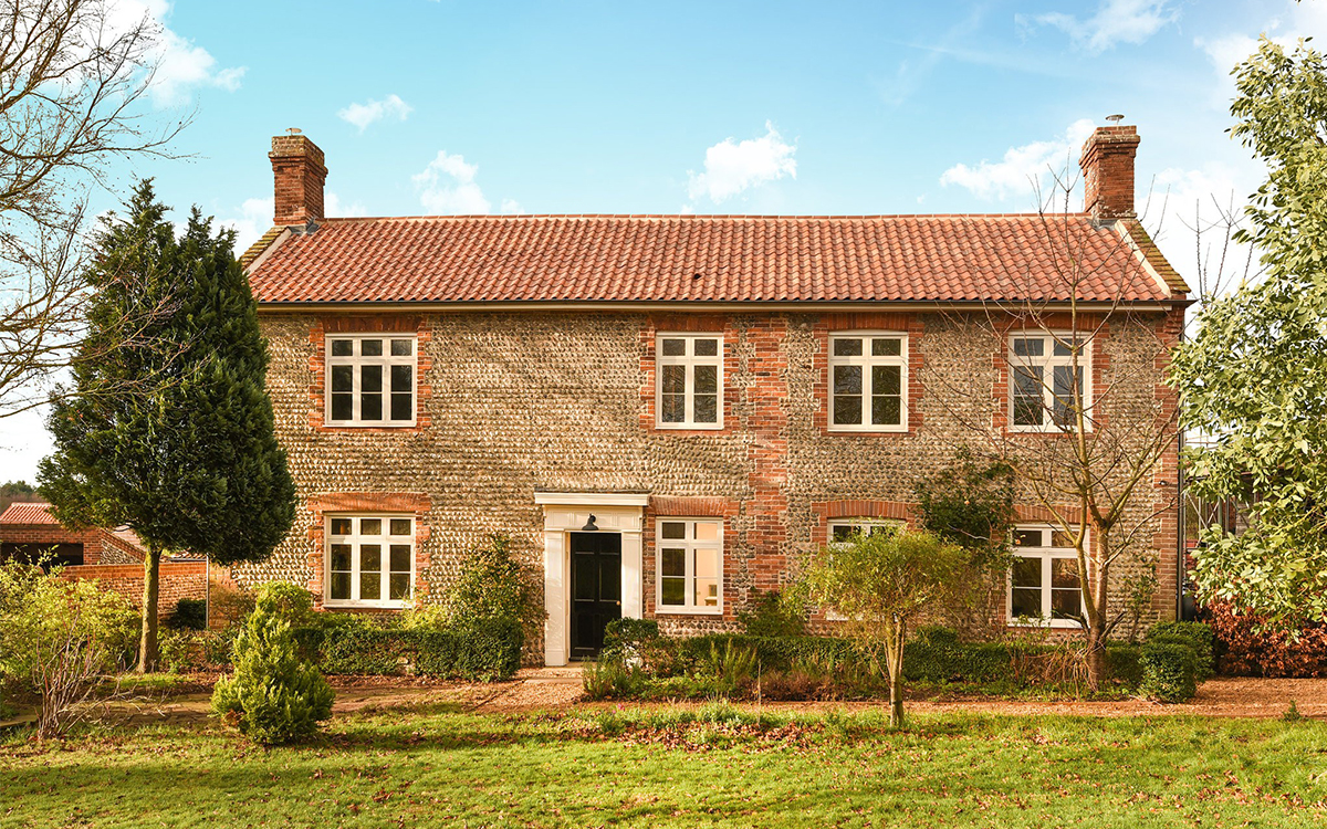 Oscar Wilde's Vacation Home Is up for Sale InsideHook