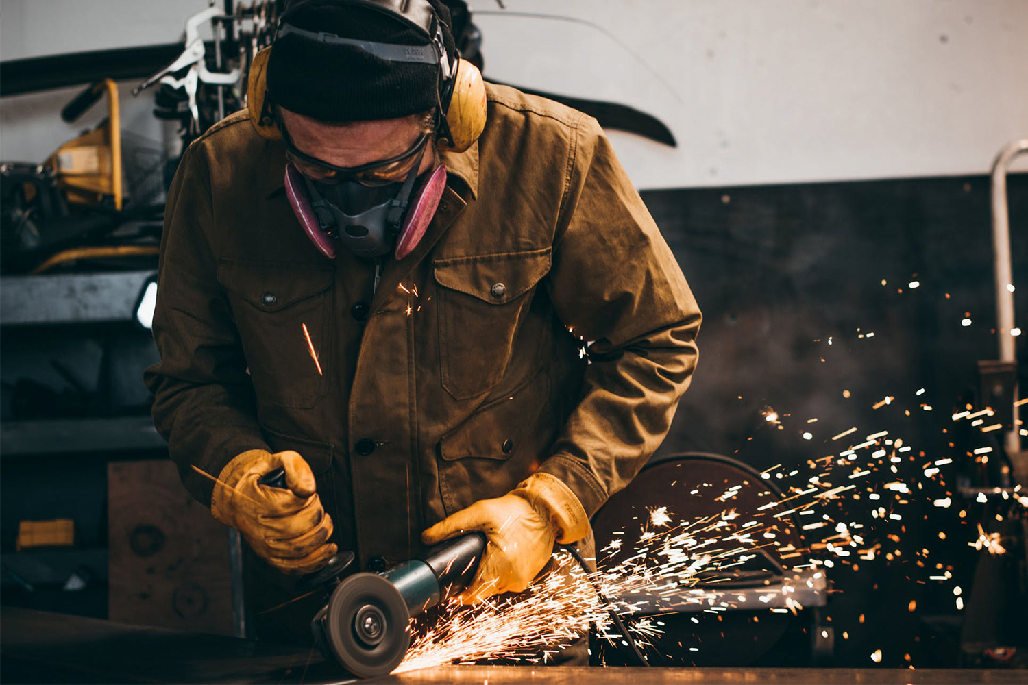 Filson's Summer Sale Has Jackets, Fleece, Bags and More Up to 65 Off