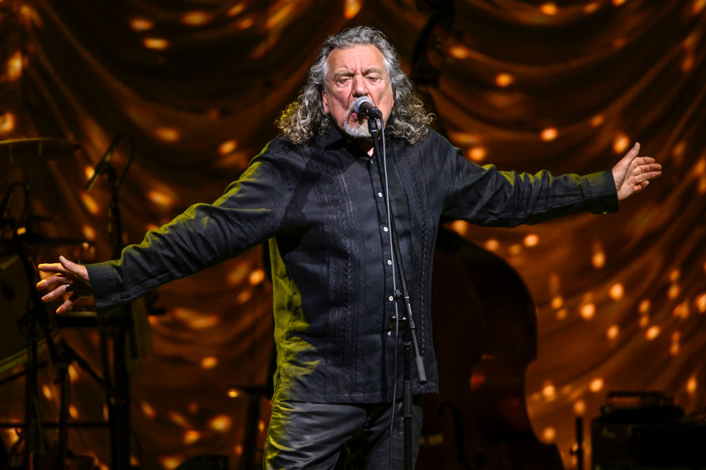 Robert Plant Recalled Mixed Feelings About His “Hobbit” Period