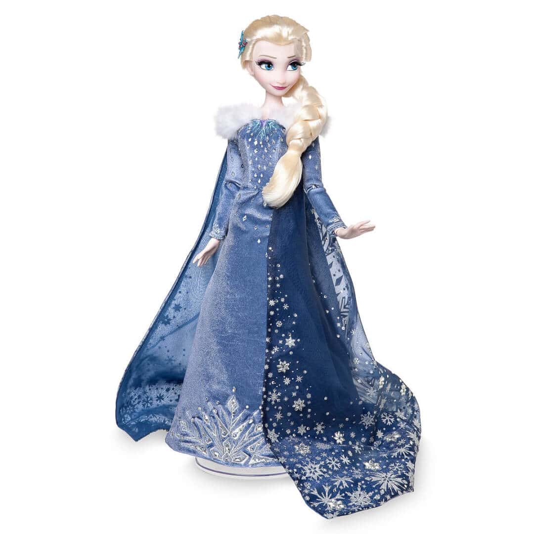 Limited Edition Elsa and Anna Dolls from "Olaf's Frozen Adventure
