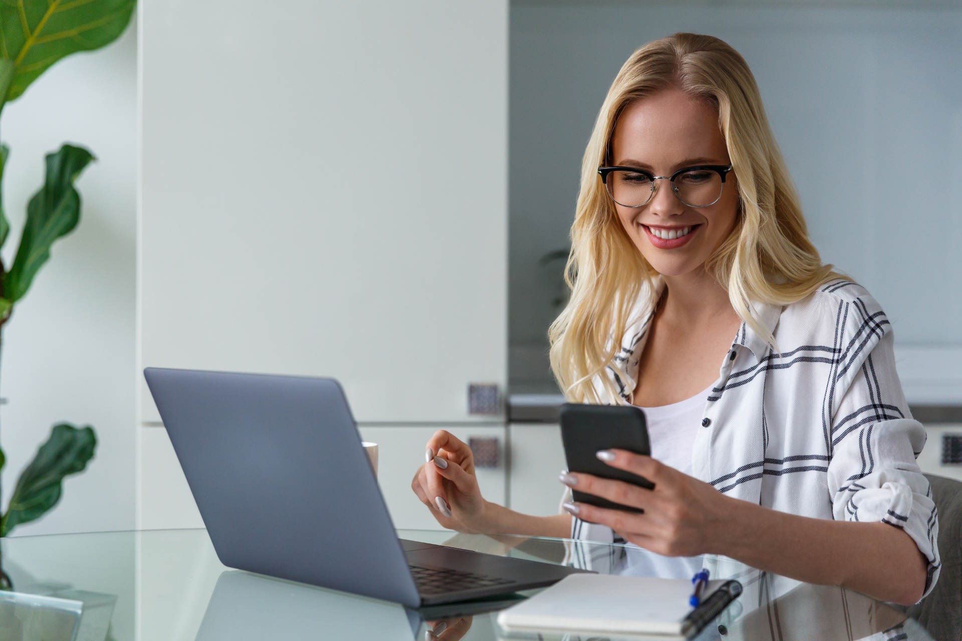 How to Use Technology to Build Better Relationships with