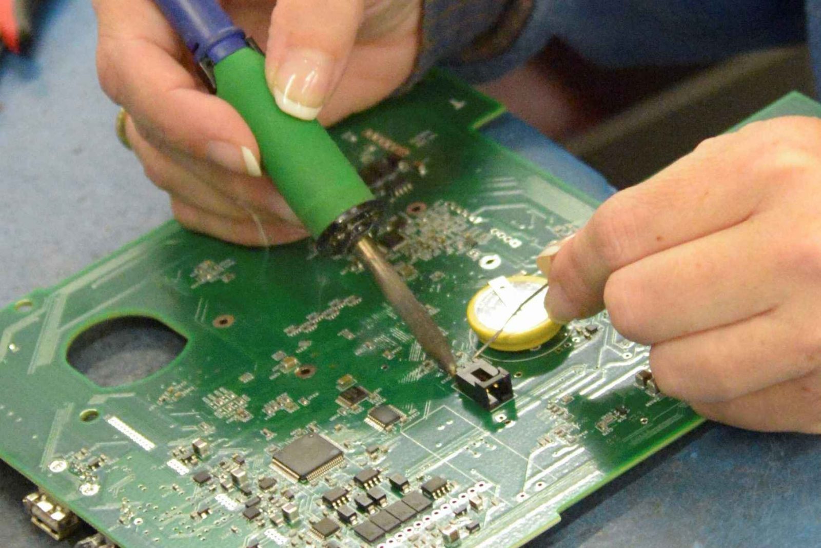 Why InSource? InSource Technologies, Inc.