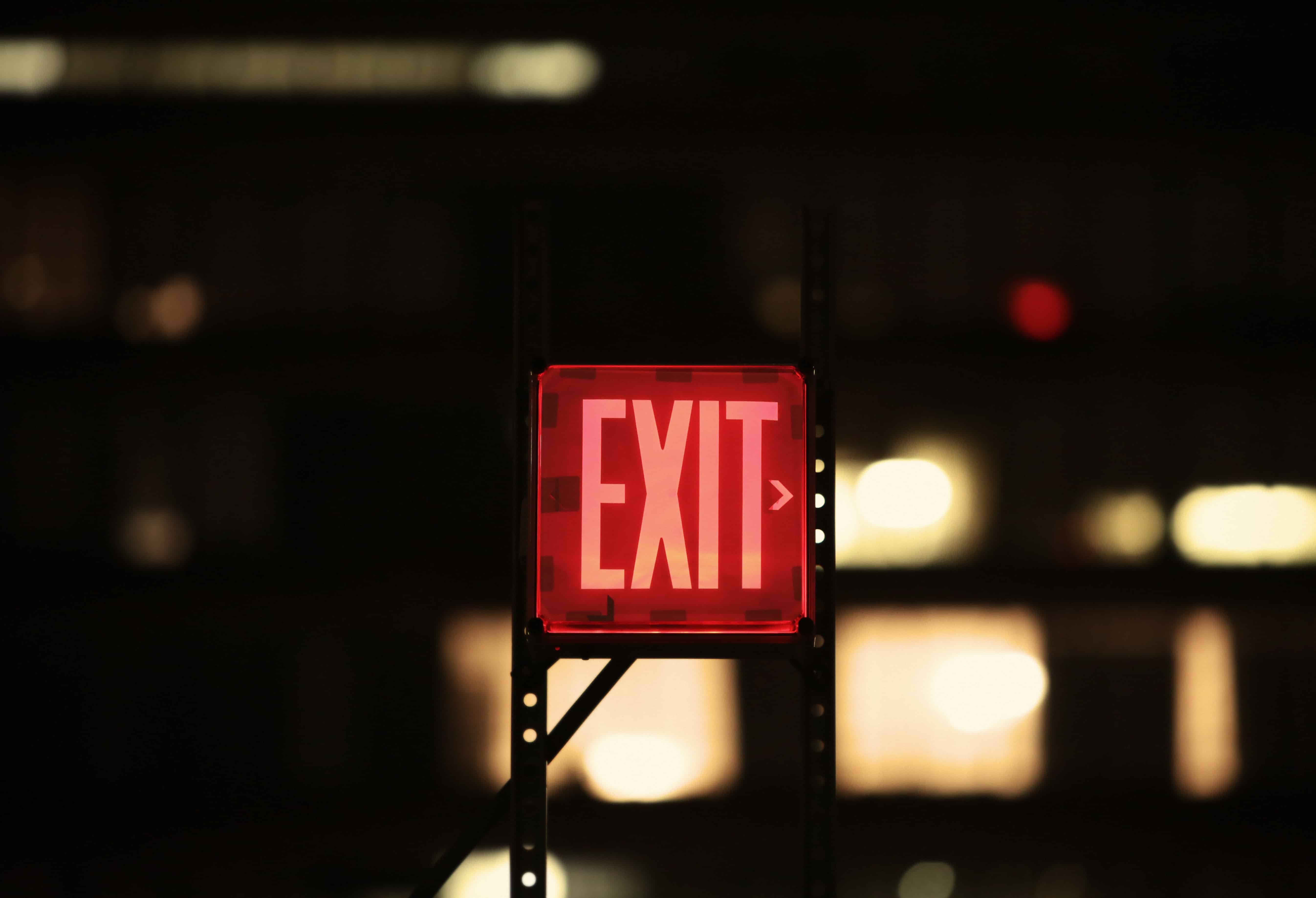 emergencry exit door requirements Inspect Point