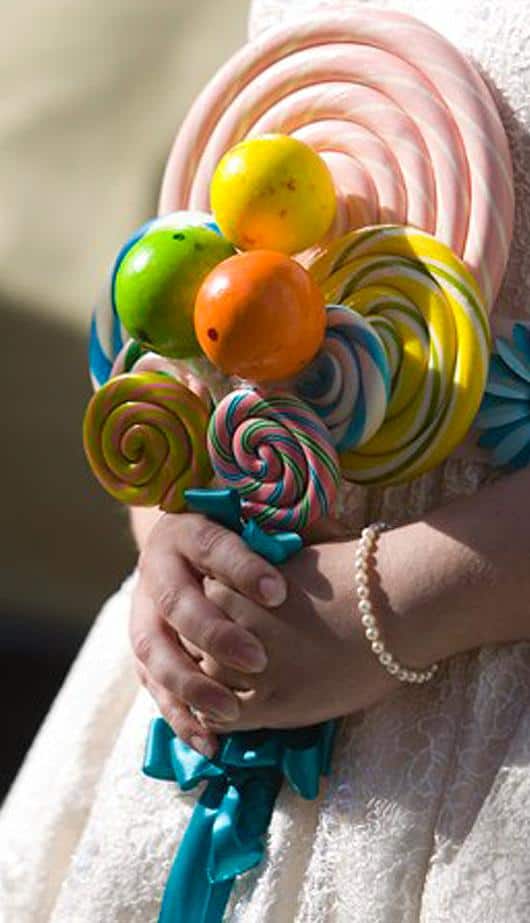 What Can Your Flower Girl Carry Down the Aisle Instead of Flowers
