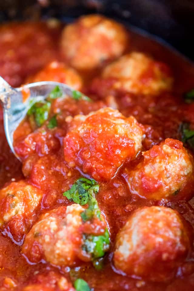 Tomato Basil Slow Cooker Chicken Meatballs Recipe