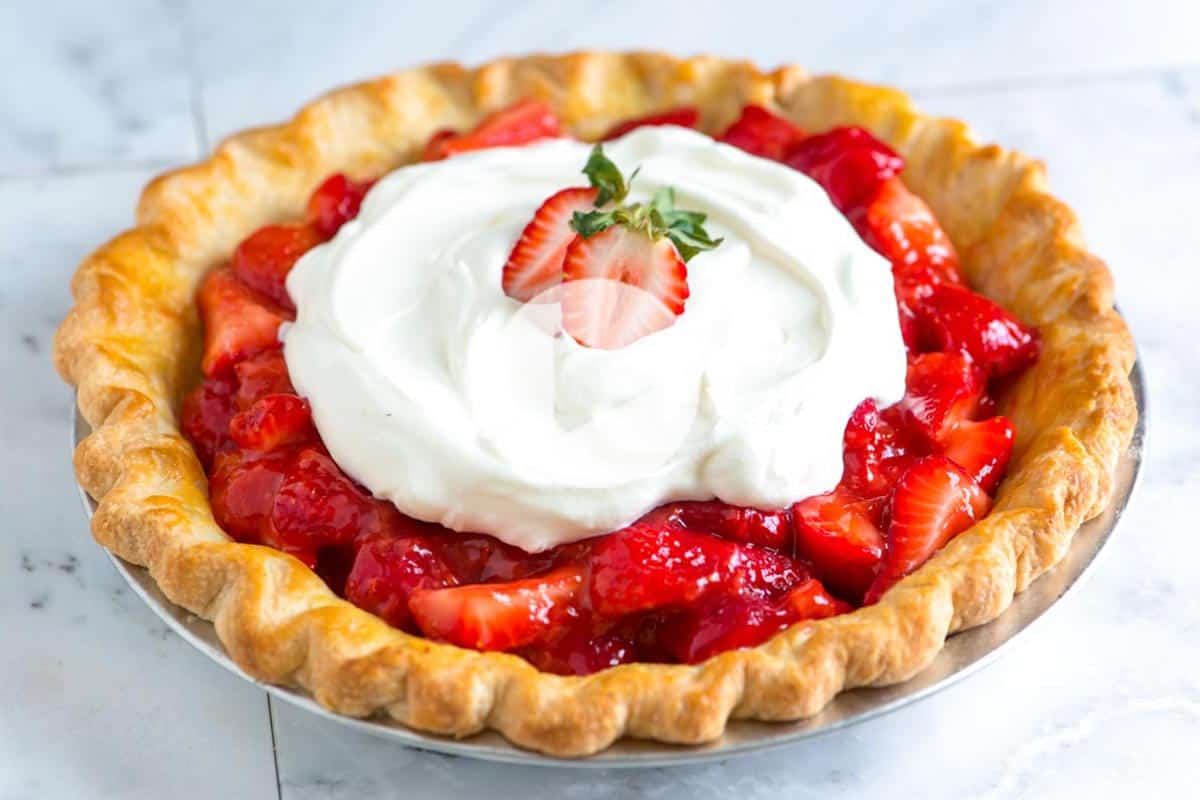 Simple, Fresh Strawberry Pie Recipe