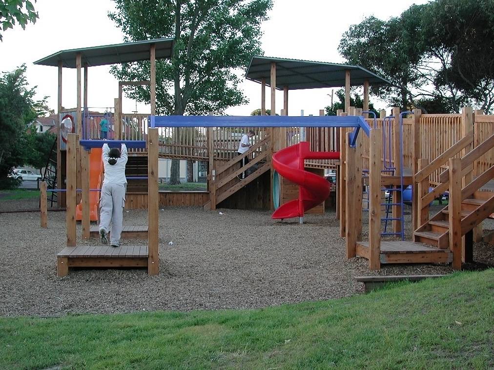 Backyard Playground Best Ground Cover Options Guide INSTALLITDIRECT