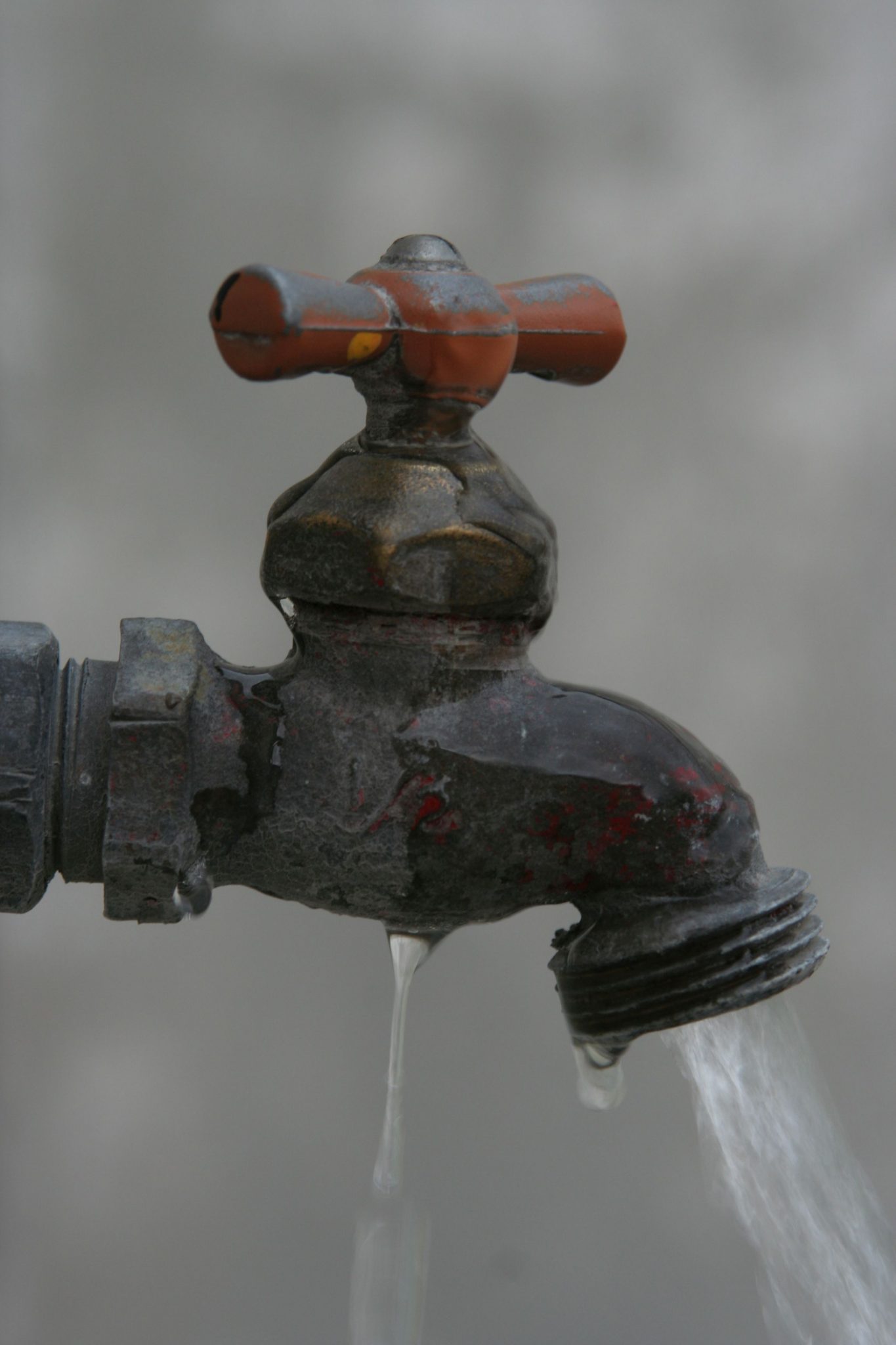 Water Conservation Tips 8 Ways to Save Water in Winter InstallItDirect