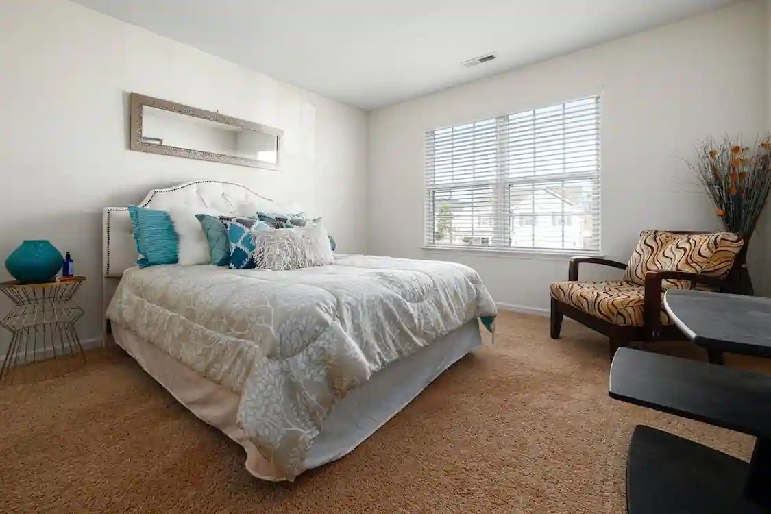 Bedroom above garage cold bed over garage Best 6 ideas