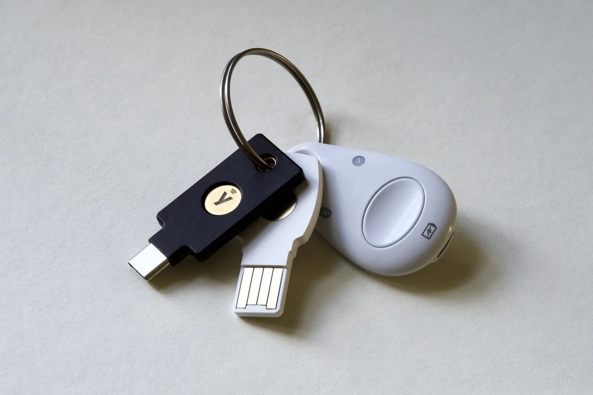 How to use a Security Key to protect sensitive online accounts The