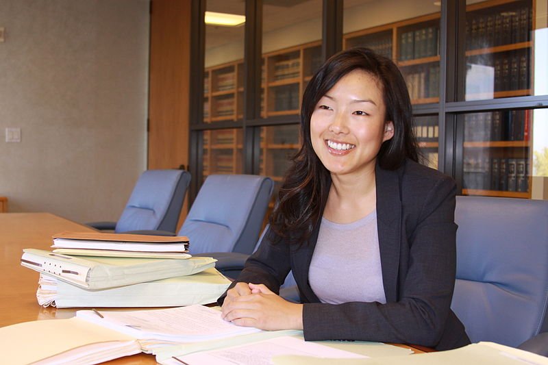 Finding The Right Legal Advice Without Breaking The Bank Help Is Here