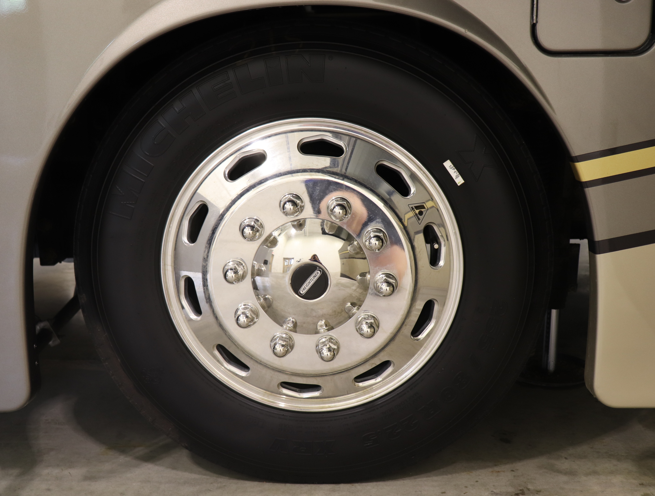 How to Change an RV Tire Lichtsinn RV Blog