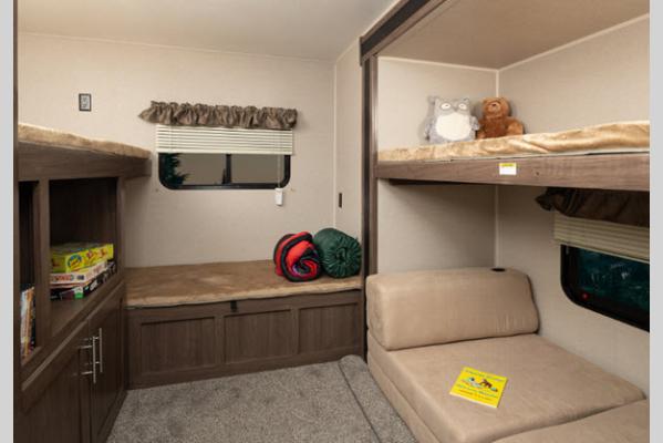 Keystone RV Hideout Travel Trailer Review Single Axle Trailer! Hitch