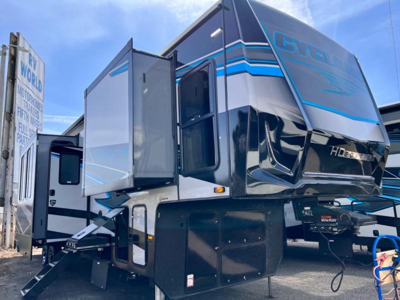 4 Heartland Cyclone Toy Hauler Fifth Wheels for Snowbirds