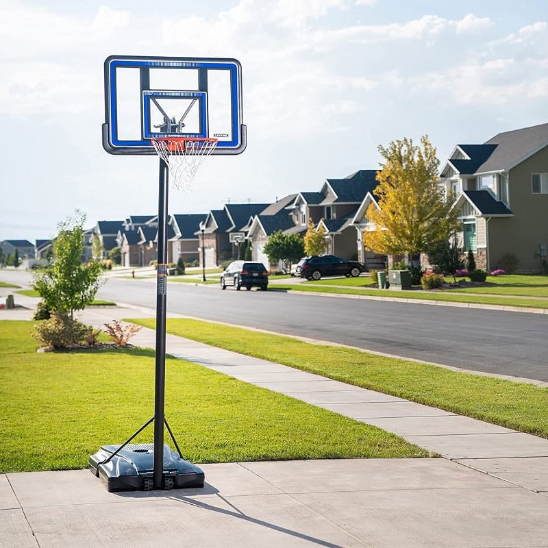 The 7 Best Basketball Hoop for Driveway in 2022