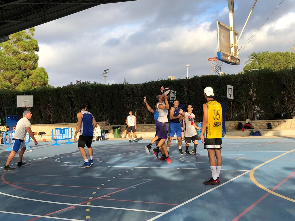 Gran acogida del primer torneo amateur 3x3 de baloncesto celebrado en