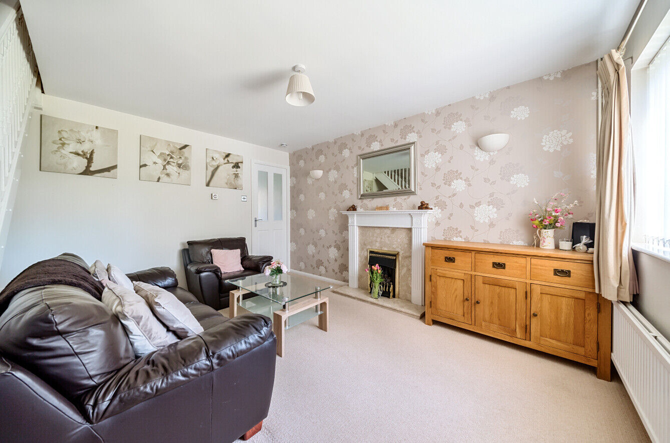 2 bedroom mid terraced house for sale Ashdale, Stortford, CM23