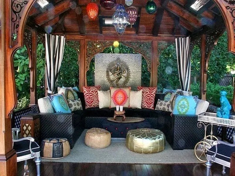 10 Charming Bohemian Patio Design Ideas
