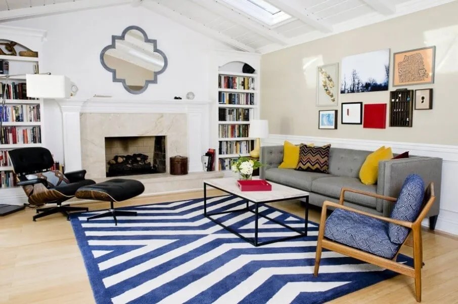 10 Impressive Living Room Designs with Striped Area Rug Interior Idea