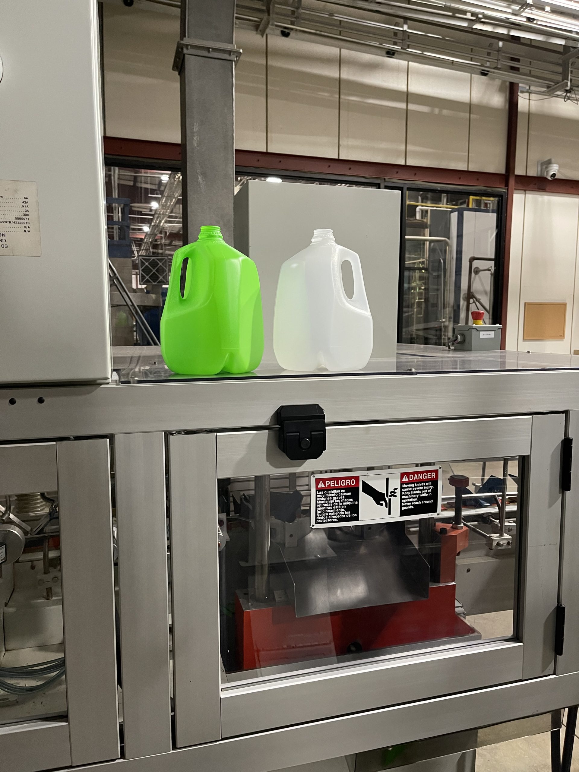 Uniloy Model 80131 Gallon Dairy Molds International Packaging Company