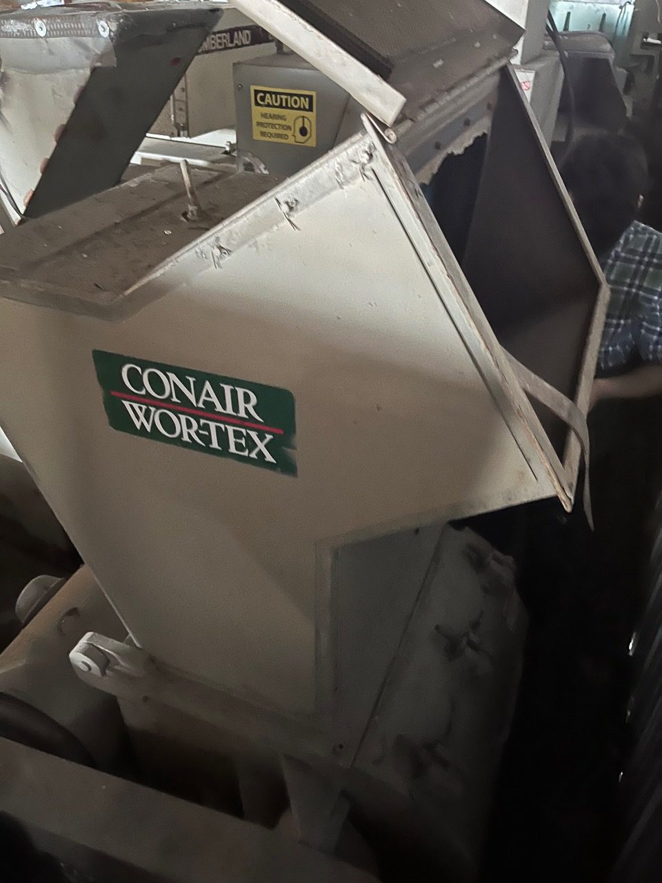Conair Wortex Model 1624 TF 30 Horse Power Grinder