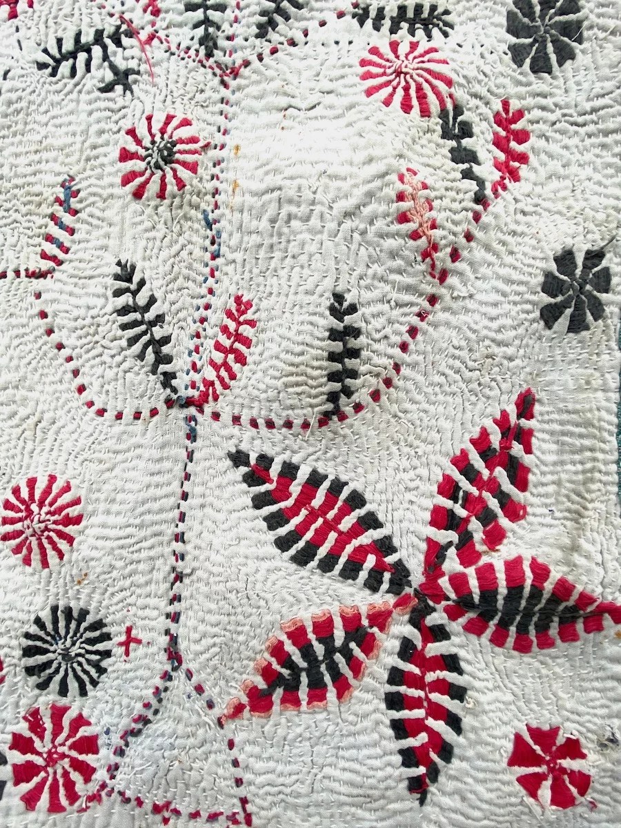 Kantha quilt from Bangladesh INTERNATIONAL WARDROBE