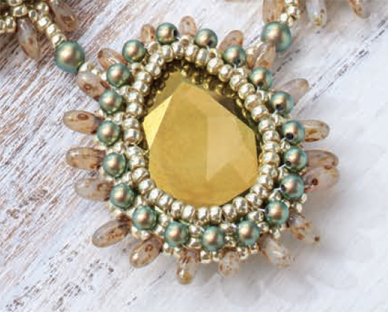 Beaded Bezels with RightAngle Weave and More Interweave