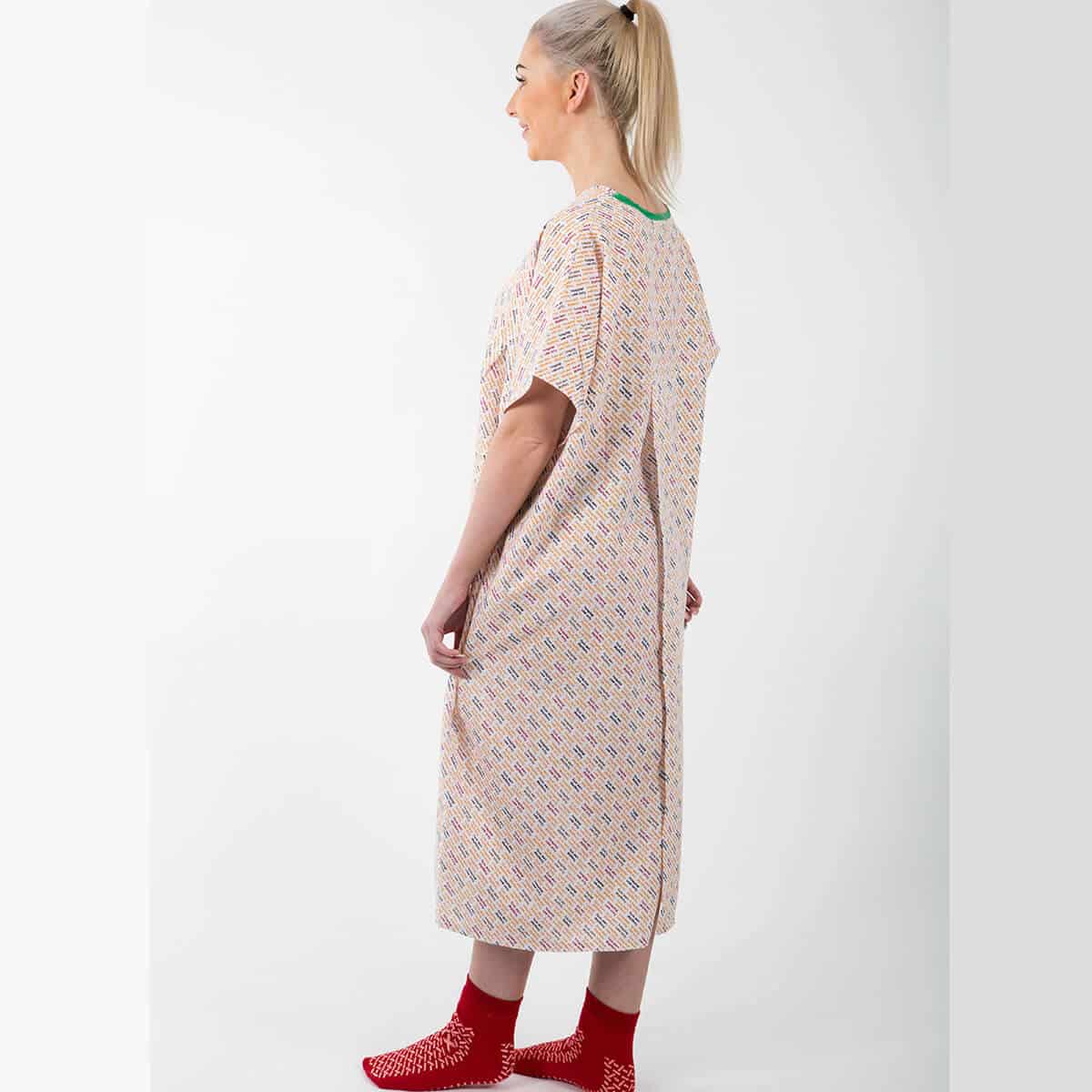 Hospital nightdress with back opening Interweave Healthcare