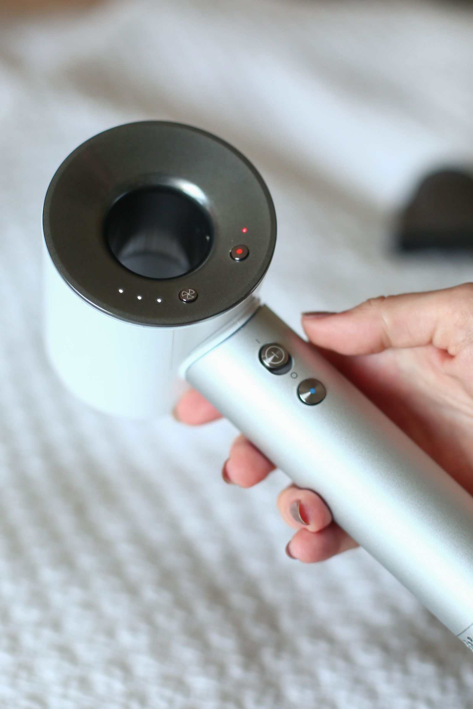 Is this the best Hairdryer on the Market?! The Dyson Supersonic Inthefrow