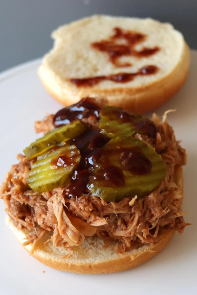 How to Make Pulled Pork in a Crock Pot