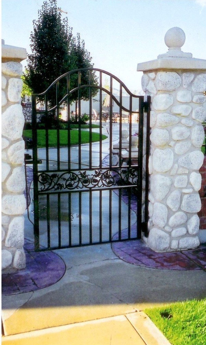Custom Arched Gate w/ pattern Intermountain Ornamental