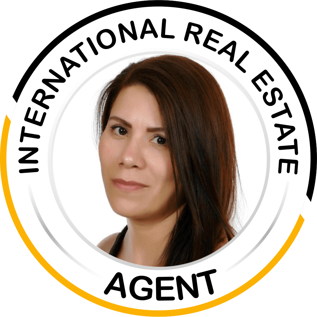 Julieth Lozano Mora — International Real Estate Agent