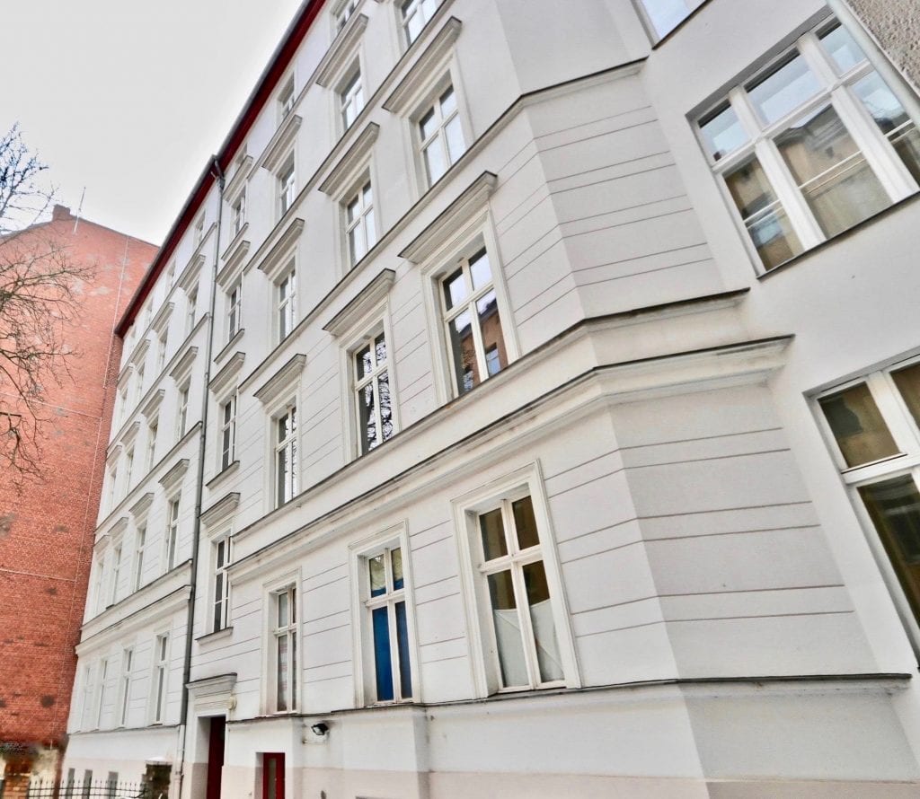 Rental investment studio in beautiful Altbau building of Rental investment studio in beautiful Altbau building of