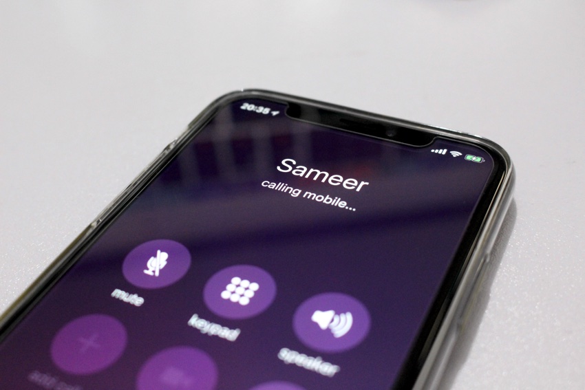 LetMeKnow Tweak Vibrates iPhone When Someone Picks Up Your Call iOS