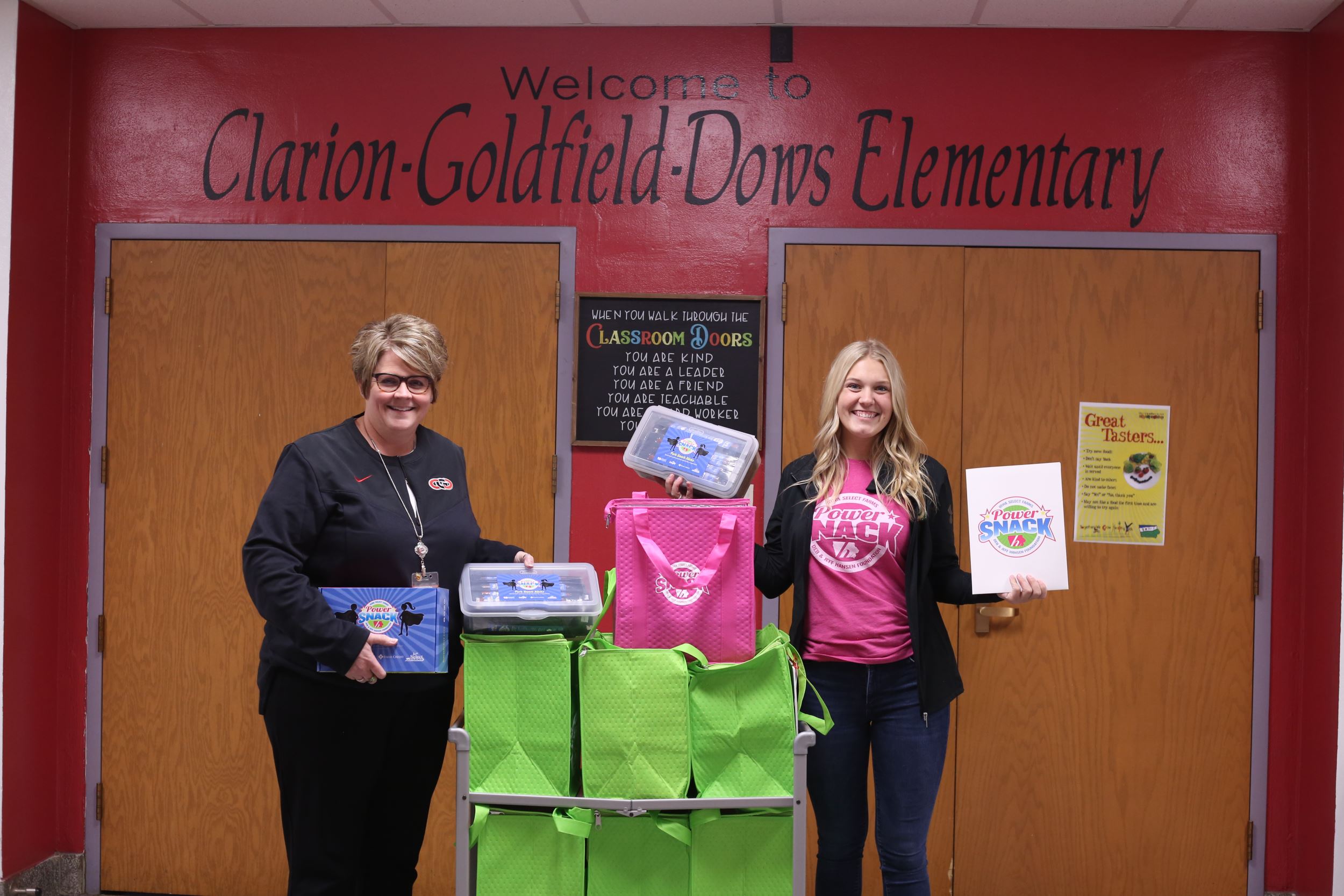 Power Snack Visits ClarionGoldfieldDows Iowa Select Farms