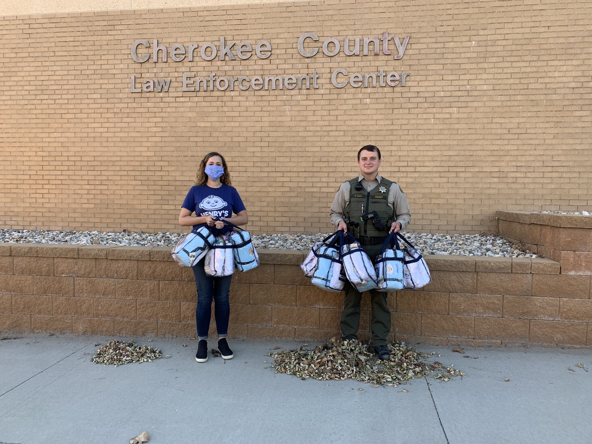 Cherokee Find Immediate Need for Comfort Kits Iowa Select Farms