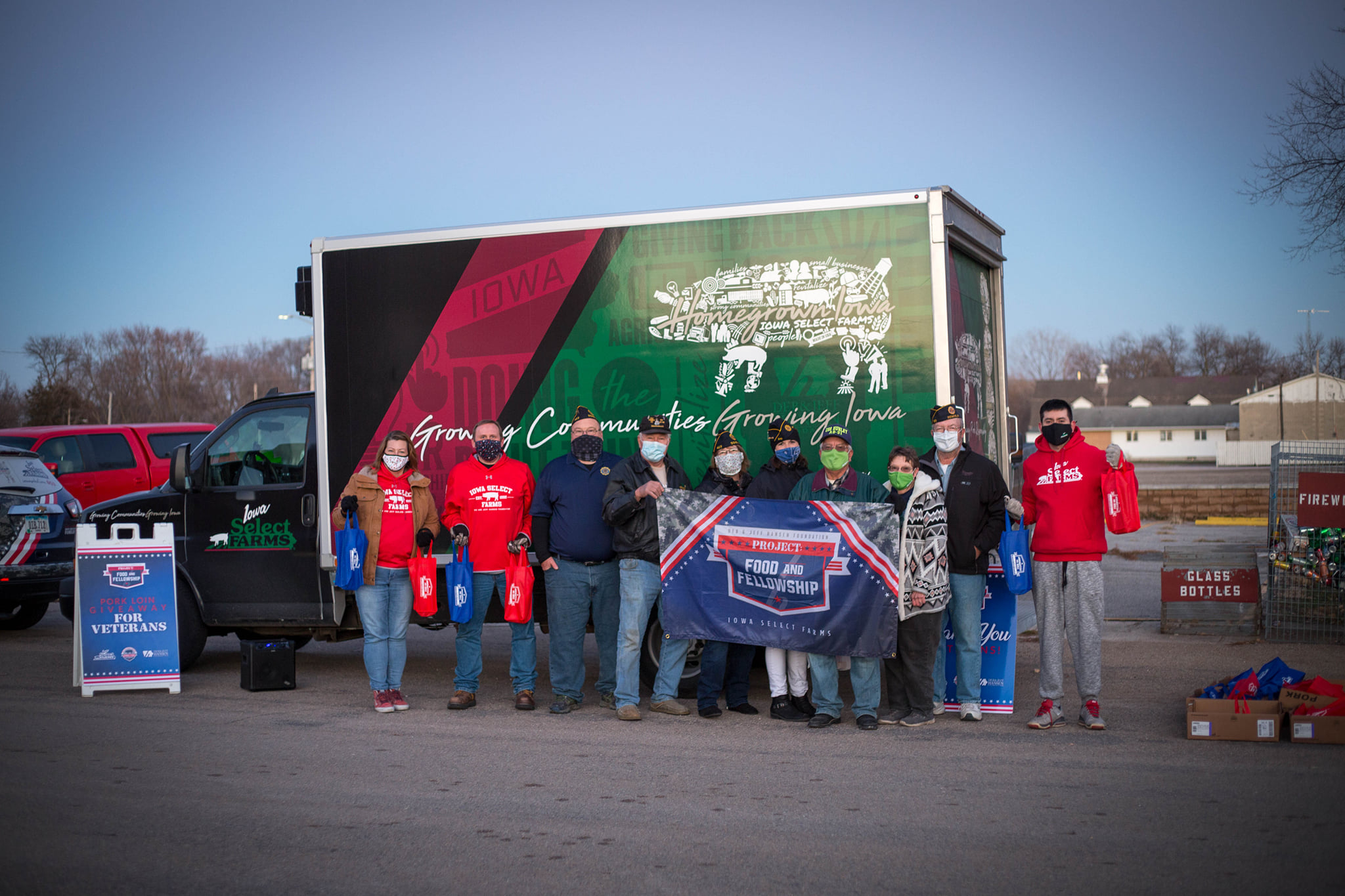 Dows Hosts Veterans Day Pork Loin Giveaway Iowa Select Farms