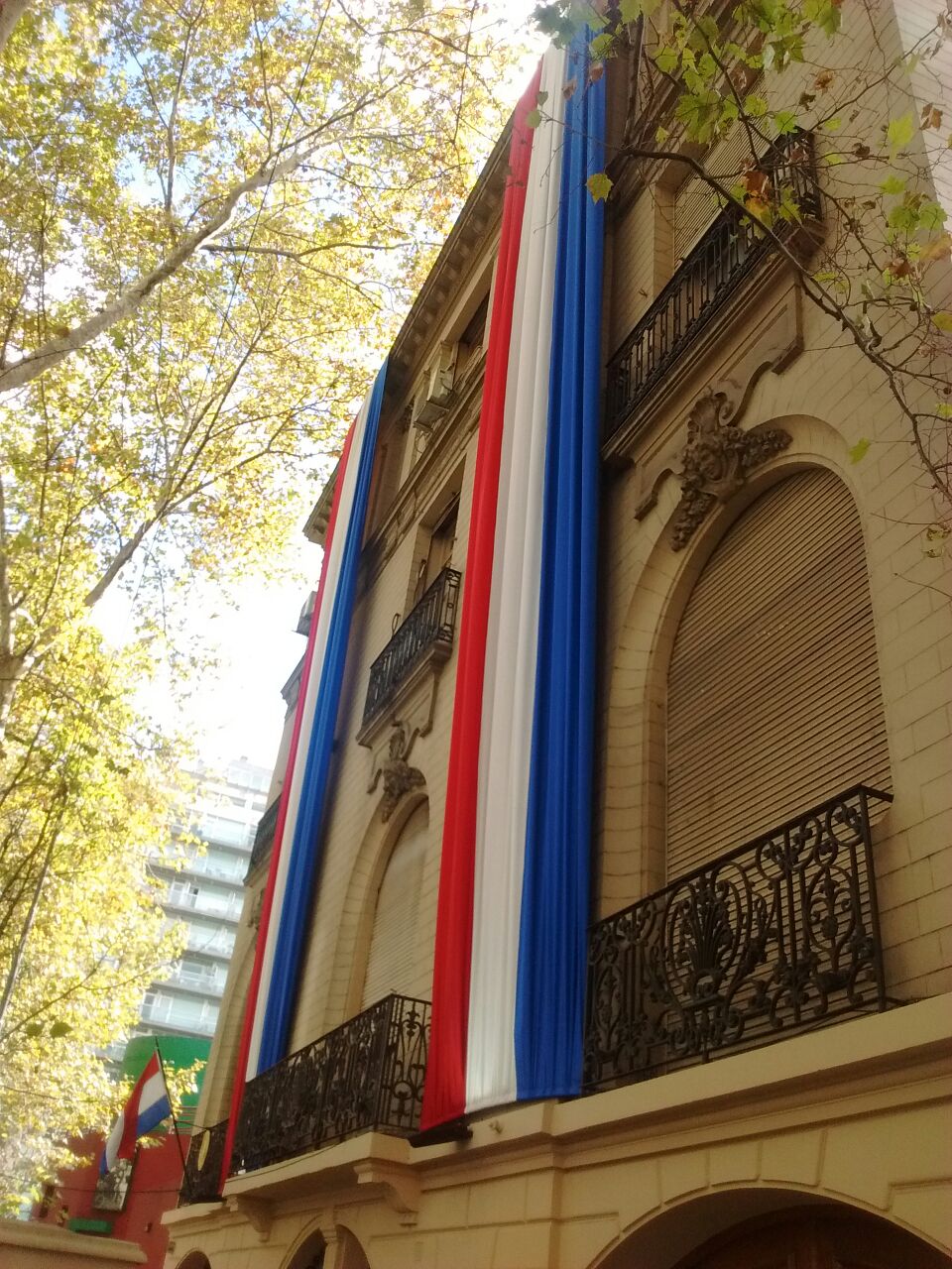 Servicios consulares brindaron más de 1.300 asistencias a
