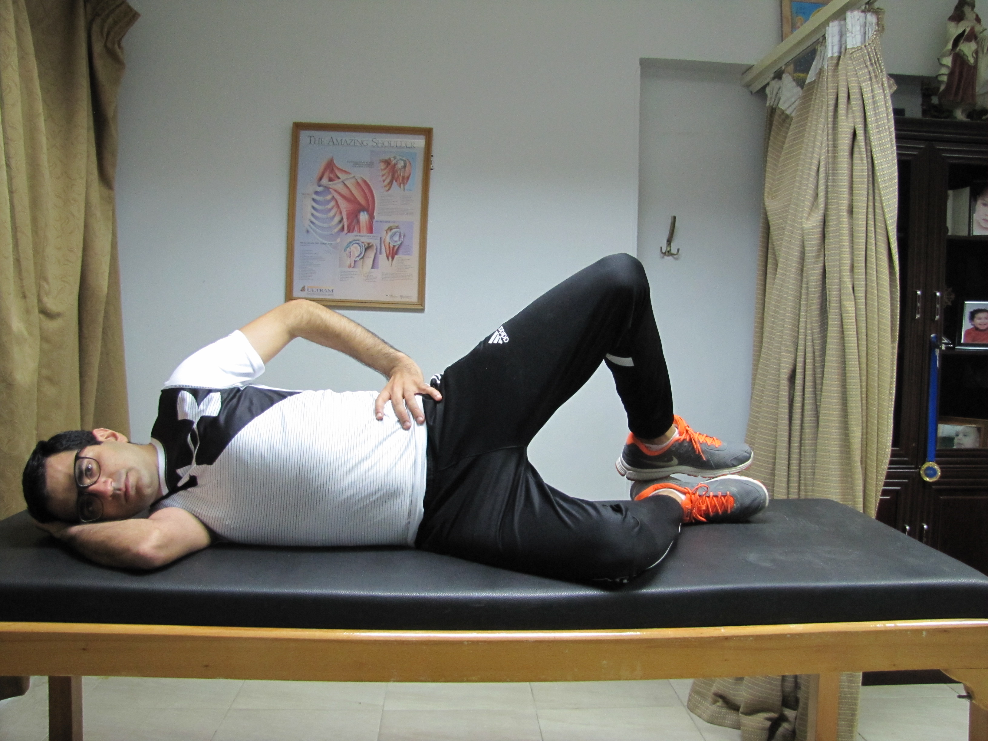IPC Physical Therapy Center Hip exercises/Clamshell