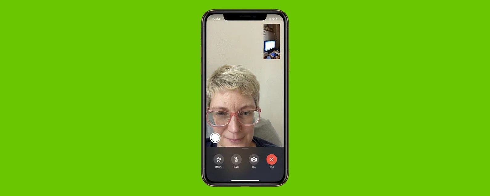 How to Flip Camera During a FaceTime Call