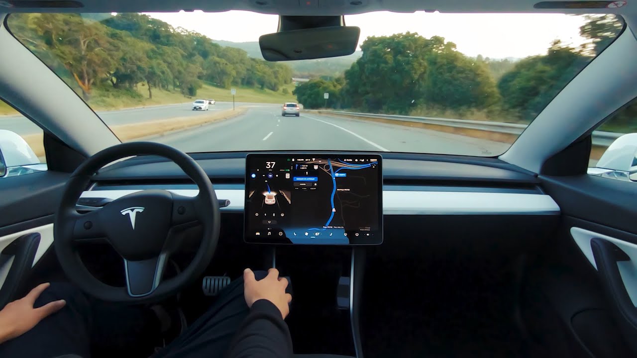 Tesla “recalls” 2 million electric cars in the US to evaluate the capabilities of Autopilot