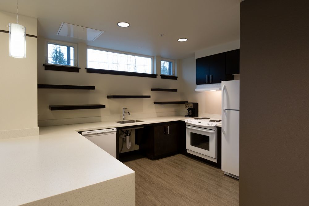 4745 SW Lombard Avenue Beaverton, OR 97005 Property Management Co.