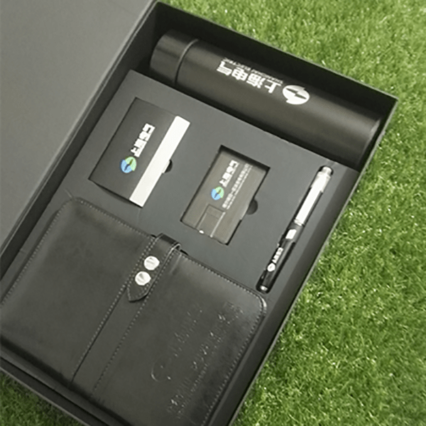 Best Online Essential Customized Gift Box Printing Services in Pakistan