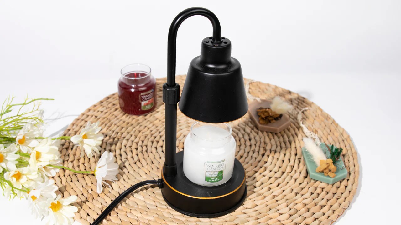 Can Soy Candles Be Used on a Warmer? Discover the Versatility of Reide